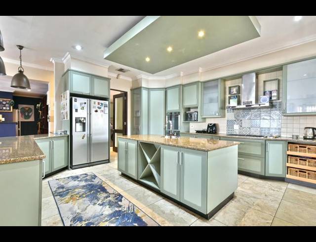 4 BEDROOM HOUSE FOR SALE IN BRYANSTON